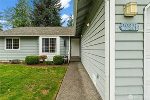 19211 110th St E, Bonney Lake, WA 98391 - Photo 2