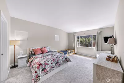 23977 SE 10th Street, Sammamish, WA 98075 - Photo 14