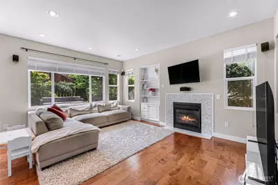 23977 SE 10th Street, Sammamish, WA 98075 - Photo 8