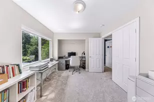 23977 SE 10th St, Sammamish, WA 98075 - Photo 16