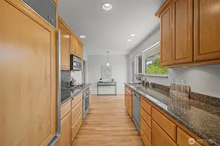 10720 11th Ave NW, Seattle, WA 98177 - Photo 10