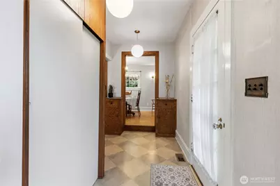 4903 S 31st Avenue, Seattle, WA 98108 - Photo 10