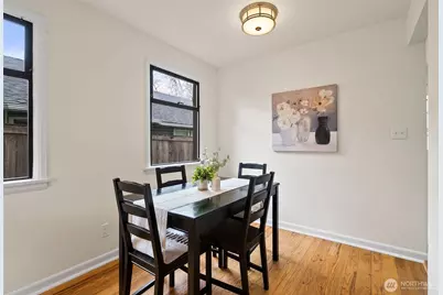 9747 Evanston Ave N, Seattle, WA 98103 - Photo 12