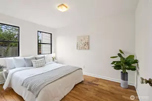 9747 Evanston Ave N, Seattle, WA 98103 - Photo 18