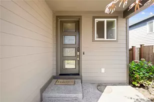 1720 182nd Pl SW, Lynnwood, WA 98037 - Photo 2