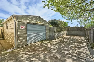 22617 108th Avenue SE, Kent, WA 98031 - Photo 4