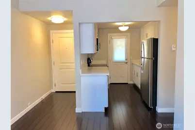12526 35th Avenue NE #3, Seattle, WA 98125 - Photo 6