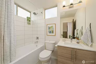 2037 NW 65th St, Seattle, WA 98117 - Photo 10
