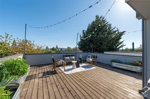 2037 NW 65th St, Seattle, WA 98117 - Photo 16