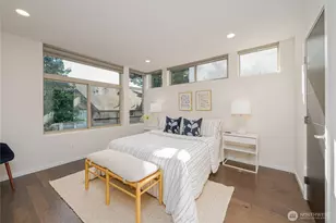 2037 NW 65th St, Seattle, WA 98117 - Photo 12