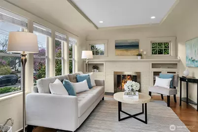 4008 NE 56th Street, Seattle, WA 98105 - Photo 2