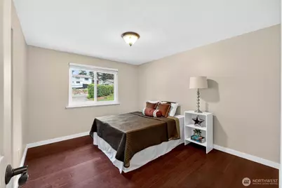 4815 West Tapps Dr East, Lake Tapps, WA 98391 - Photo 18
