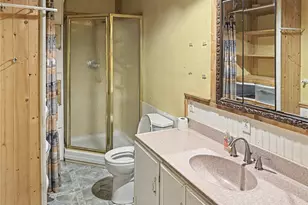802 S Chelan Ave, Wenatchee, WA 98801 - Photo 18