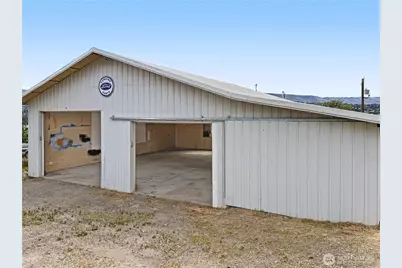 802 S Chelan Avenue, Wenatchee, WA 98801 - Photo 4