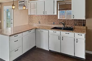 802 S Chelan Ave, Wenatchee, WA 98801 - Photo 26