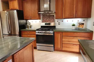 2104 Myrtle Pl SE, Olympia, WA 98501 - Photo 10