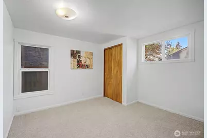 14019 23rd Avenue NE, Seattle, WA 98125 - Photo 16