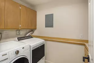 17703 NE 34th St, Redmond, WA 98052 - Photo 26