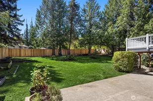 17703 NE 34th St, Redmond, WA 98052 - Photo 28