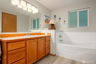 415 McKee Rd, Castle Rock, WA 98611 - Photo 14