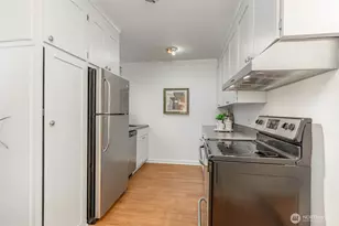 403 Terry Ave, Seattle, WA 98104 - Photo 16