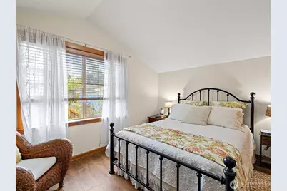 3318 Wetmore Avenue S #E, Seattle, WA 98144 - Photo 22
