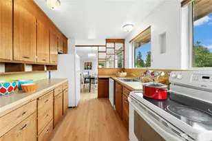 5803 Oberlin Ave NE, Seattle, WA 98105 - Photo 6