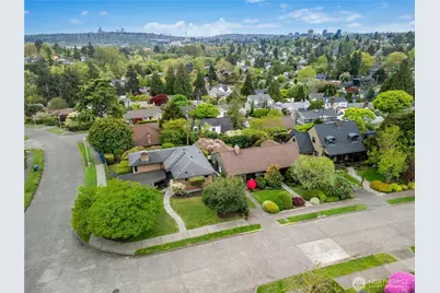 5803 Oberlin Avenue NE, Seattle, WA 98105 - Photo 28
