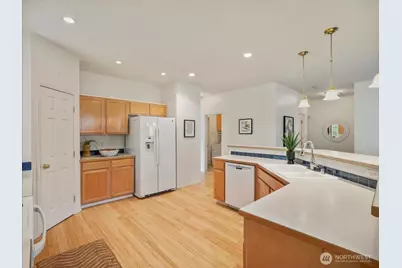 7402 143rd Avenue Ct E, Sumner, WA 98390 - Photo 10