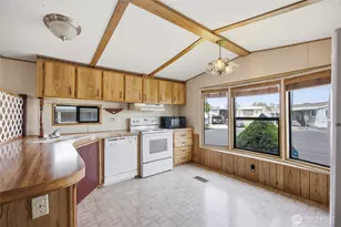 2240 W Broadway Ave, Moses Lake, WA 98837 - Photo 6