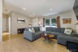 7777 Hellman Rd, Clinton, WA 98236 - Photo 4