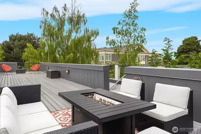 2418 6th Avenue W, Seattle, WA 98119 - Photo 22