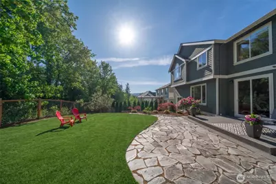 2415 NE Daphne, Issaquah, WA 98029 - Photo 4