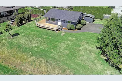 305 Melissa Street, Camano Island, WA 98282 - Photo 10