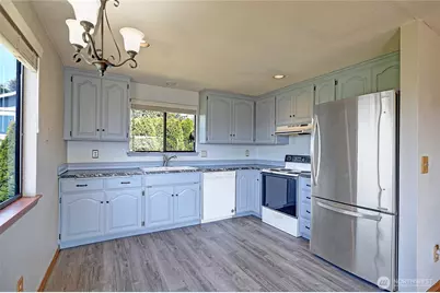 305 Melissa Street, Camano Island, WA 98282 - Photo 16