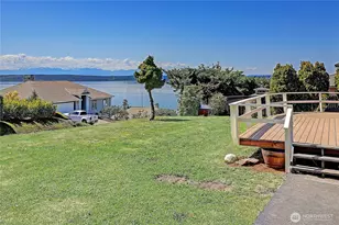 305 Melissa St, Camano Island, WA 98282 - Photo 4