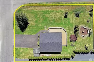 305 Melissa St, Camano Island, WA 98282 - Photo 6
