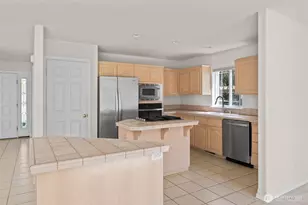 2241 Mariner Beach Dr, Oak Harbor, WA 98277 - Photo 12