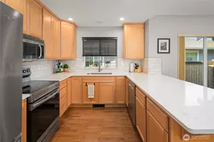 3617 Portage Ln, Anacortes, WA 98221 - Photo 10