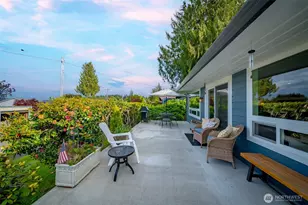 10035 Windward Dr NW, Olympia, WA 98502 - Photo 4