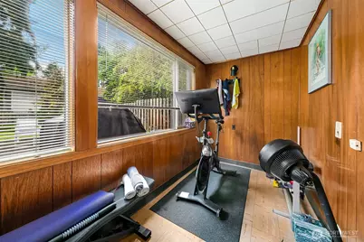 13739 36th Avenue NE, Seattle, WA 98125 - Photo 16