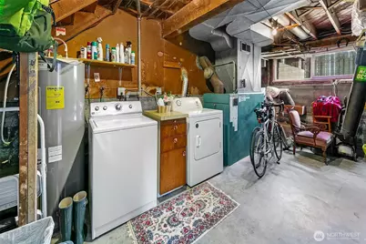 13739 36th Avenue NE, Seattle, WA 98125 - Photo 18