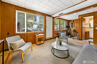 13739 36th Avenue NE, Seattle, WA 98125 - Photo 14
