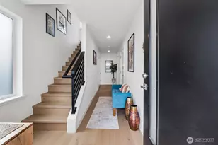 8314 14th Ave NW, Seattle, WA 98117 - Photo 2