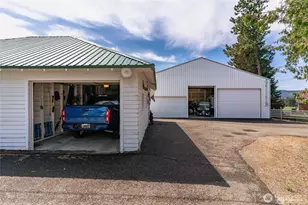 612 E Birch St, Waterville, WA 98858 - Photo 2