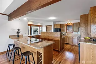 218 Bella Vista Dr, Fox Island, WA 98333 - Photo 16