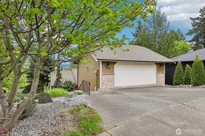 709 22nd Street SW, Puyallup, WA 98371 - Photo 4