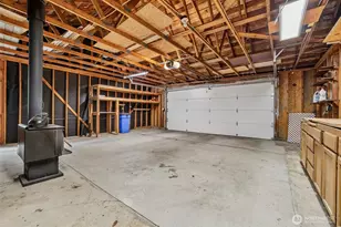 709 22nd St SW, Puyallup, WA 98371 - Photo 30
