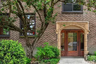 404 E Harrison St, Seattle, WA 98102 - Photo 2