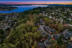 9026 NE 127th Pl, Kirkland, WA 98034 - Photo 4
